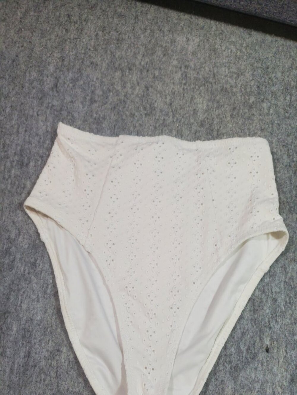 Old Navy High-Waisted Eyelet Bikini Swim Bottoms White Small